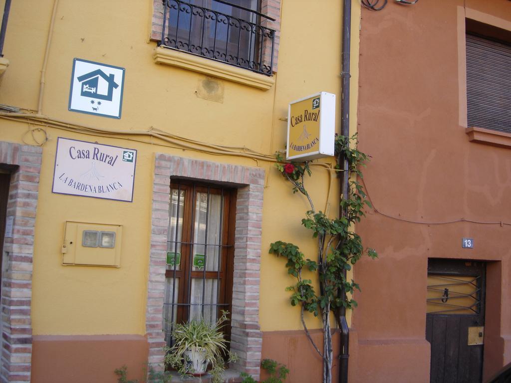 アルゲダス Casa Rural "La Bardena Blanca I "ゲストハウス エクステリア 写真
